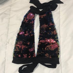 Iheartraves sequins top